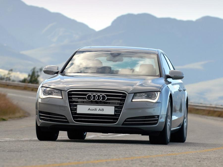  Audi A8 4.2 FSI Quattro (D4) 2010 года  (ZA) (фото 4 из 12)